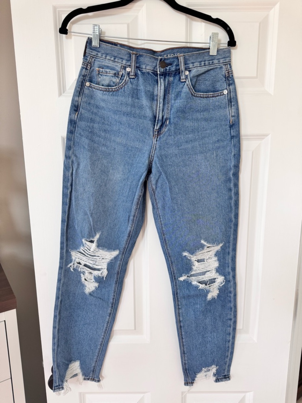 American Eagle Mom Jeans